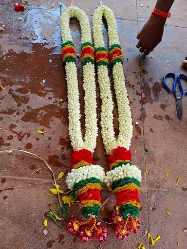 Kalyana Maalai Set White 