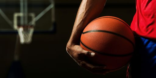 Basketball 