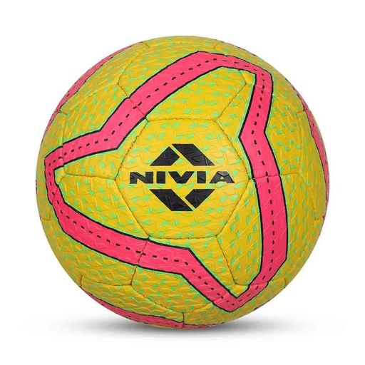 Football Nivia Street