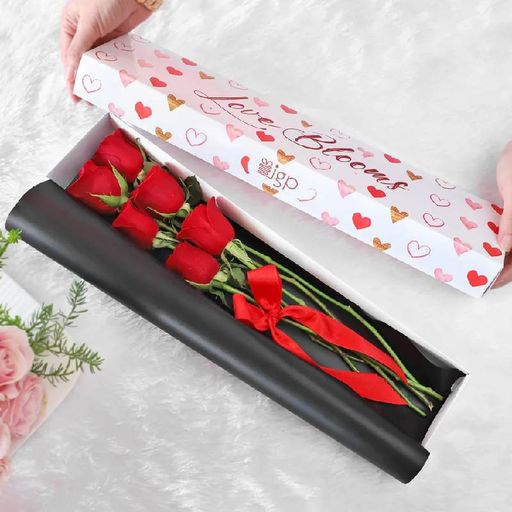 Box Of Romantic Roses 