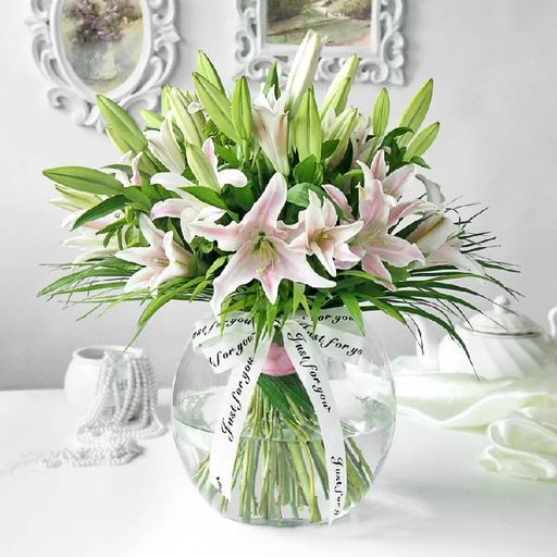 Blissful Lilies 