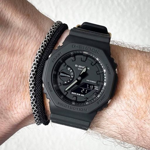 G-Shock. GA 2100