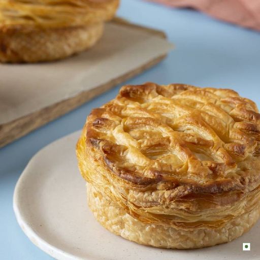 Spicy Paneer Butter Puff