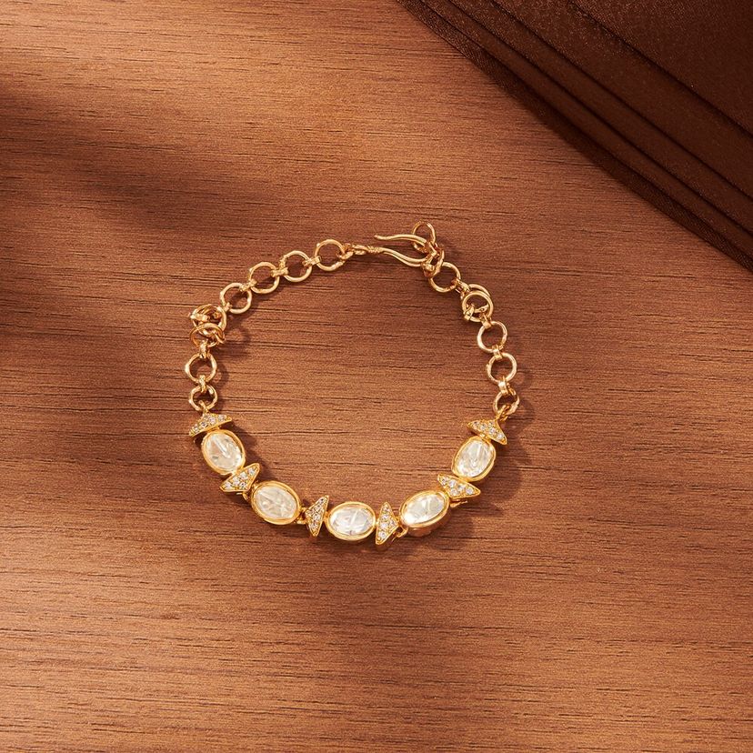 Elegant Kundan Classic Bracelet