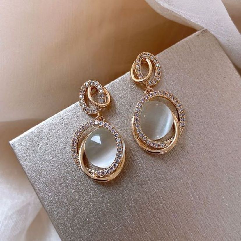 Dazzling Diamond Drop Earrings