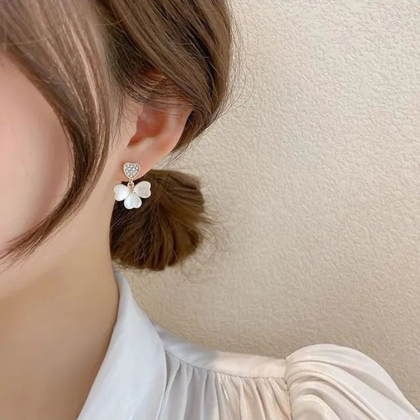 Seoul Glamour Korean-Style Earrings